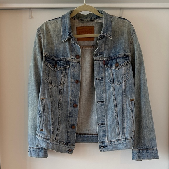 Levi’s Women’s Original Trucker Jacket - Picture 1 of 10